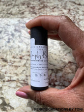 Load image into Gallery viewer, Moisturizing Lip Balm