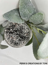 Load image into Gallery viewer, Mineral Salt Bath Soak Eucalyptus / 4 Oz